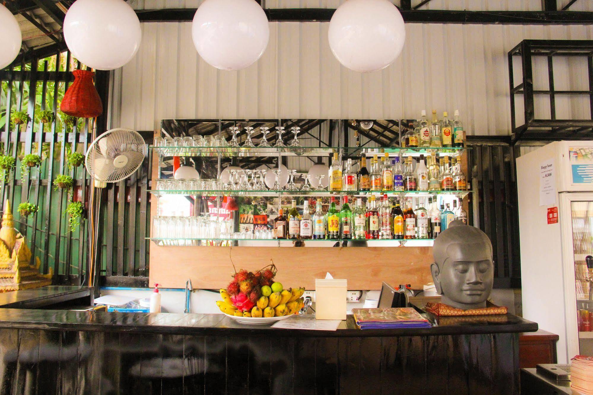 Tropical Breeze Hotel Sziemreap Kültér fotó