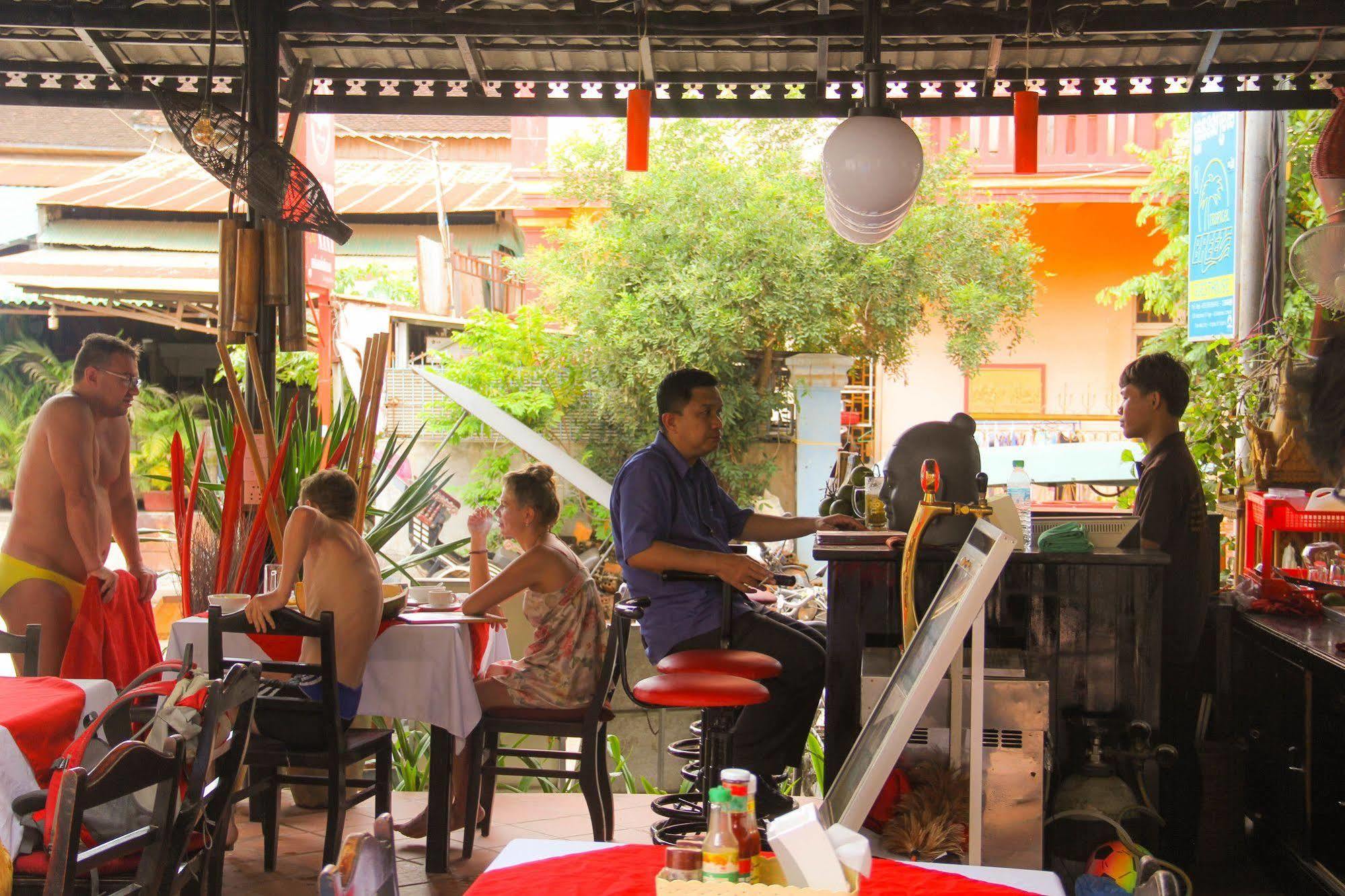 Tropical Breeze Hotel Sziemreap Kültér fotó