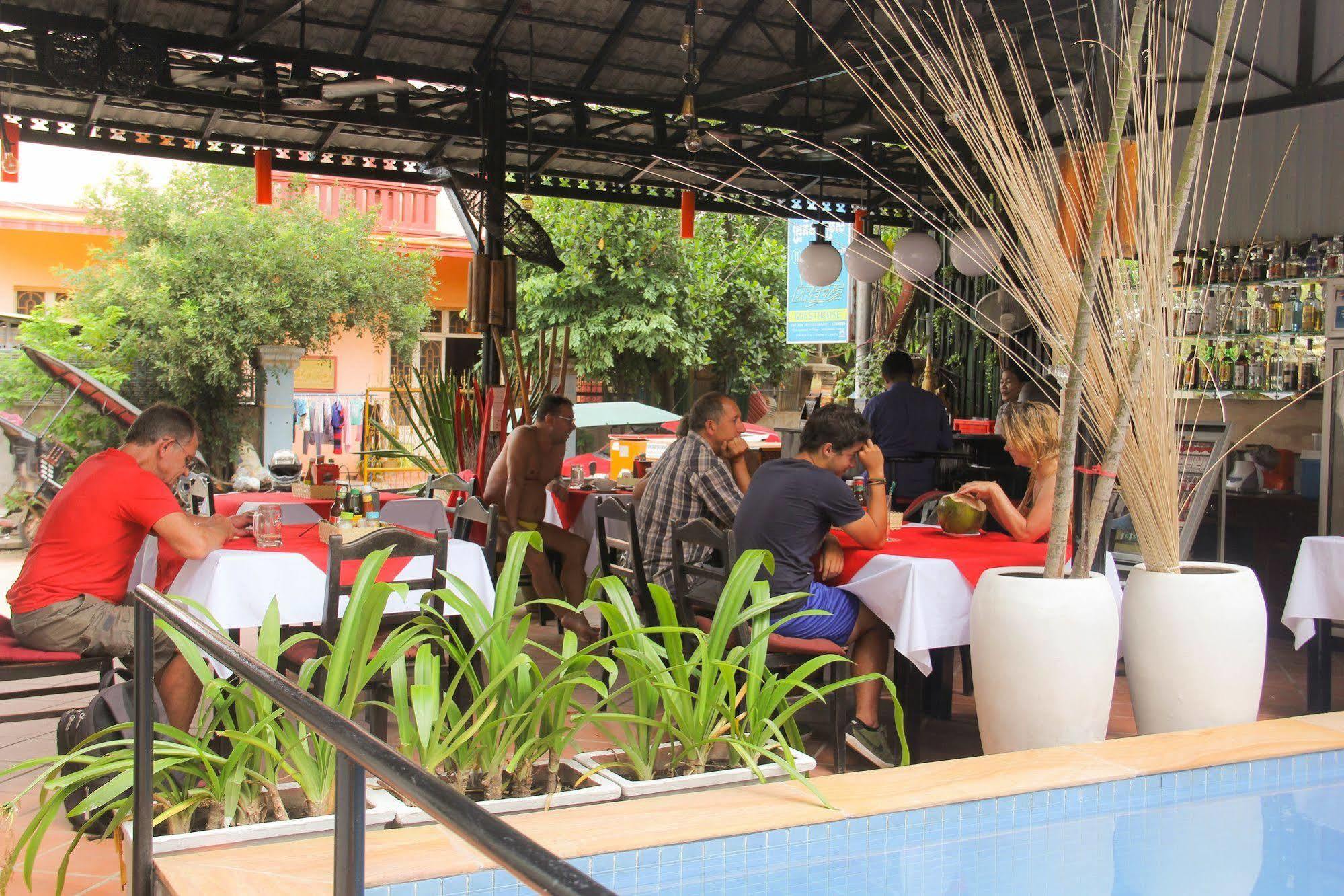 Tropical Breeze Hotel Sziemreap Kültér fotó