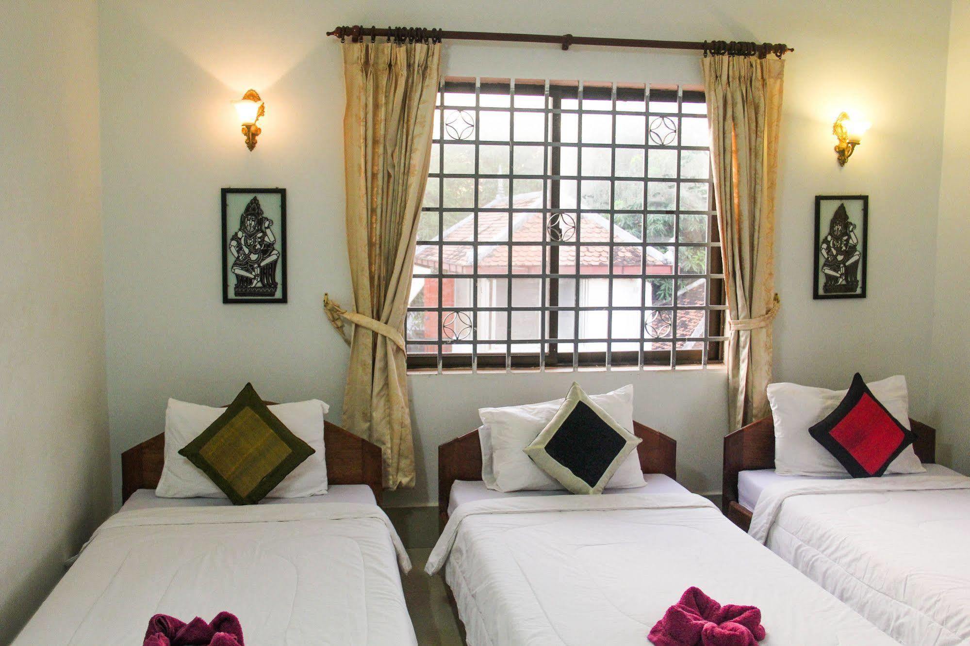Tropical Breeze Hotel Sziemreap Kültér fotó